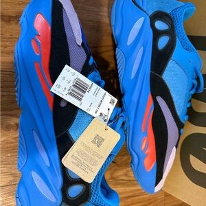 Adidas Yeezy Boost 700 Hi-Res Blue Men’s Size 14 Brand New 100% Authentic DS NEW